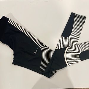 Nike Running Dri fit reflective leggings with zipper